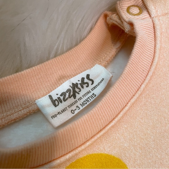 Yin Yang Daisy Bubble Romper - Picture 5 of 11